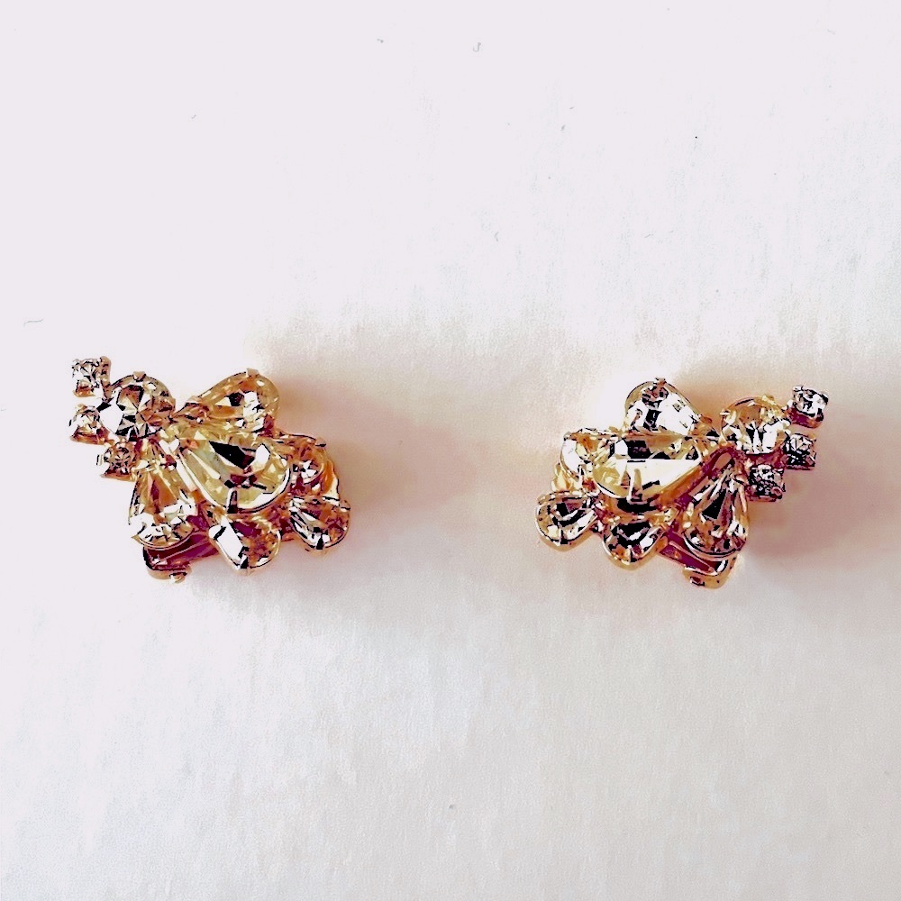 Signed Designer Beautiful Weiss vintage earrings